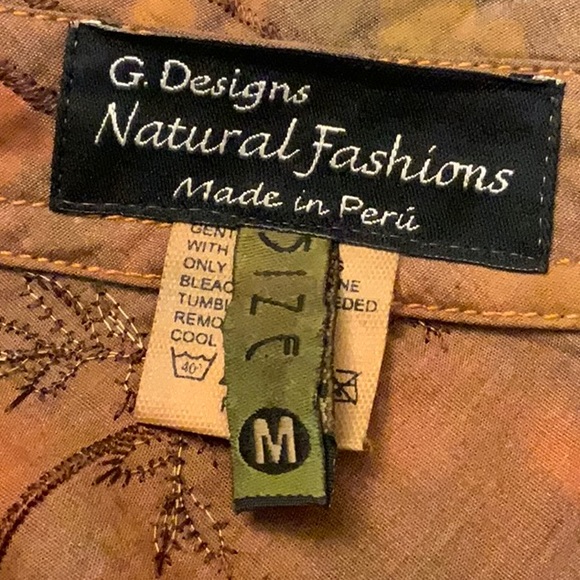 G Designs Natural Fashions western patchwork button down. - Picture 6 of 7
